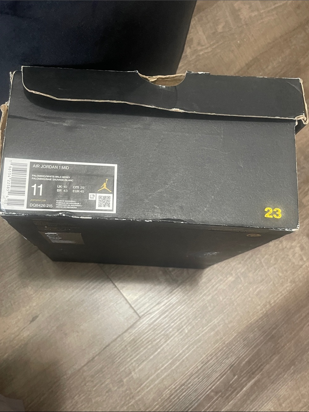 AIR JORDAN 1 MID
PALOMINO/WHITE-WILD BERRY
PALOMINO/BAIE SAUVAGE/BLANC
11
